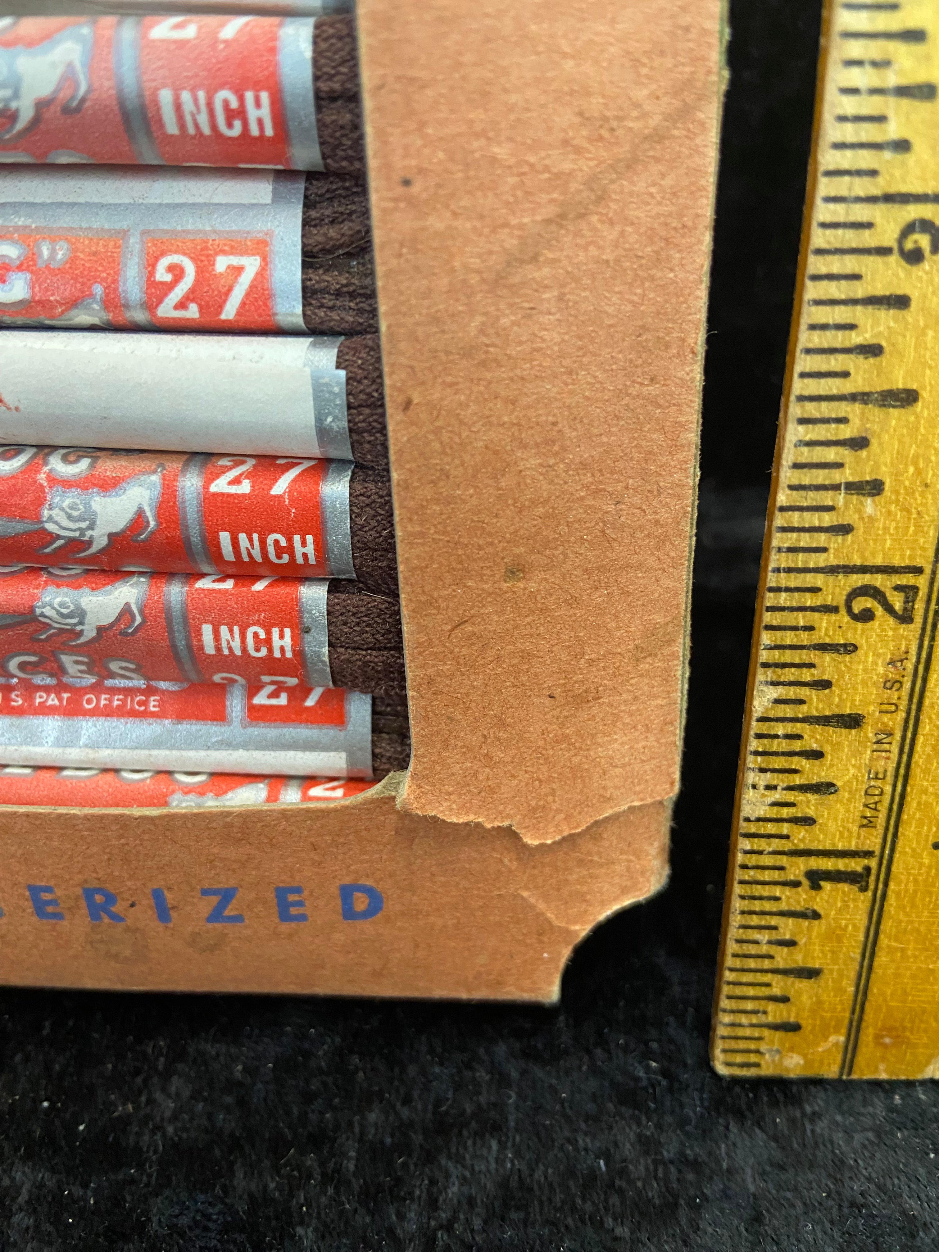 Vintage 1950s-Era "Bull Dog" Brand Shoes Laces Display Advertising