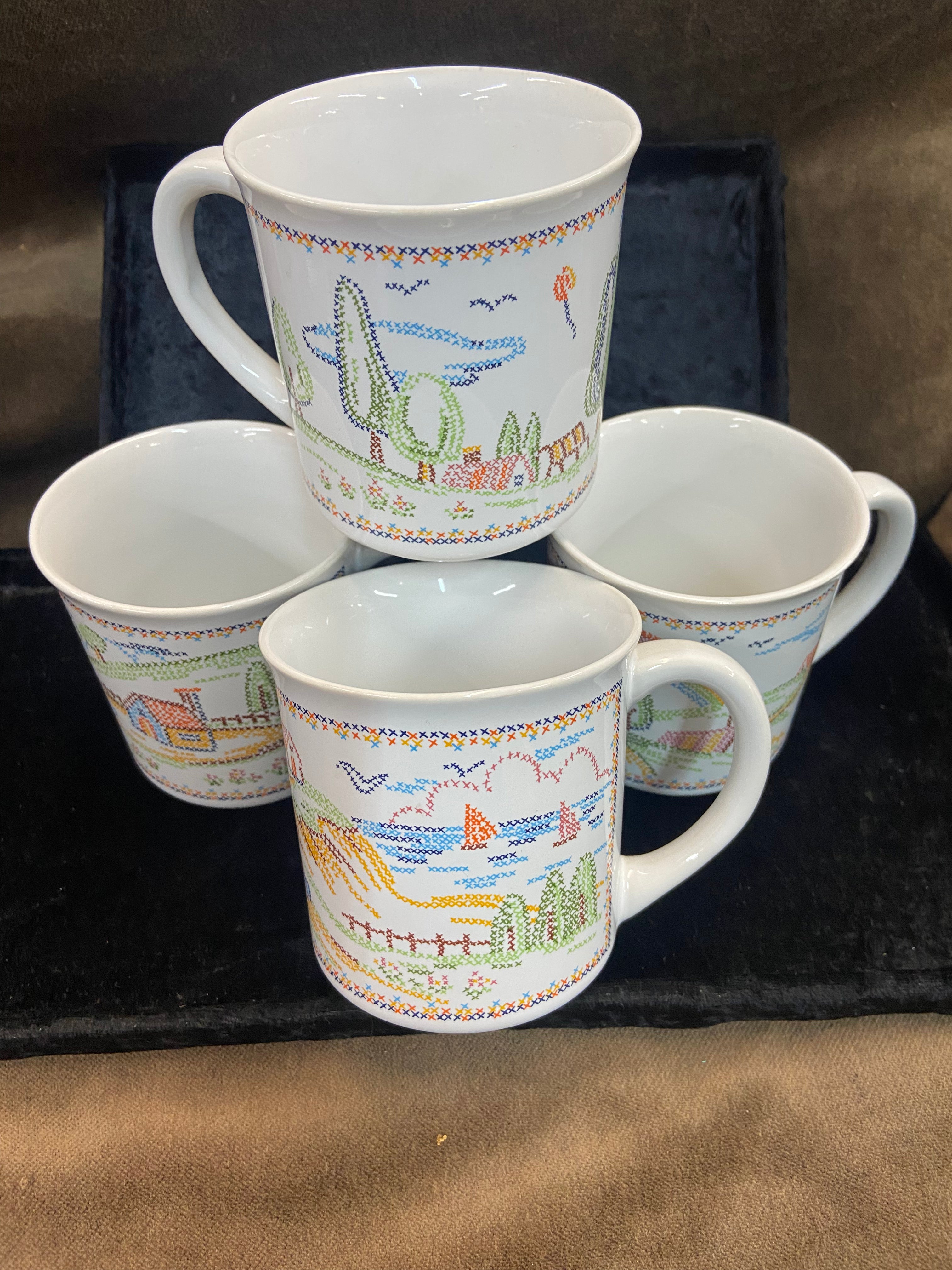 Counted Cross Stitch Country Style Coffee Mugs