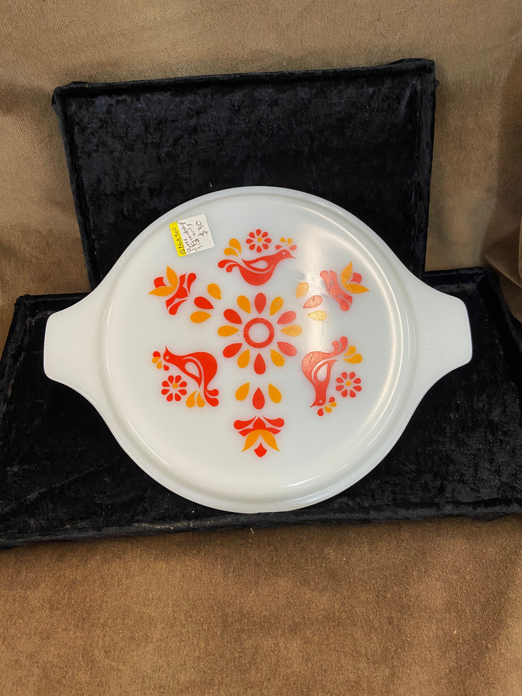 Vintage Pyrex Friendship Casserole Lid