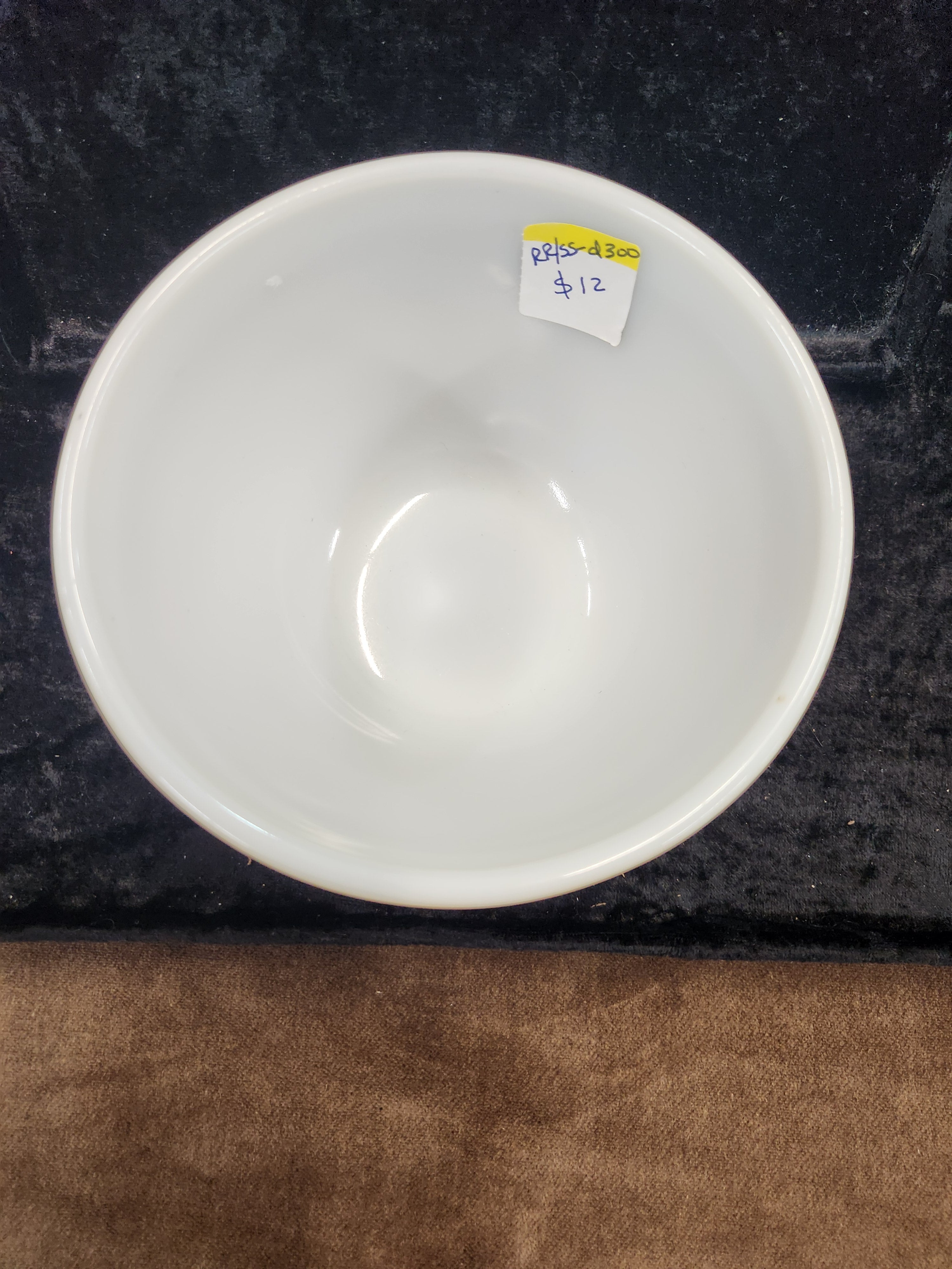 Vintage Pyrex Butterfly Gold Mixing Bowl