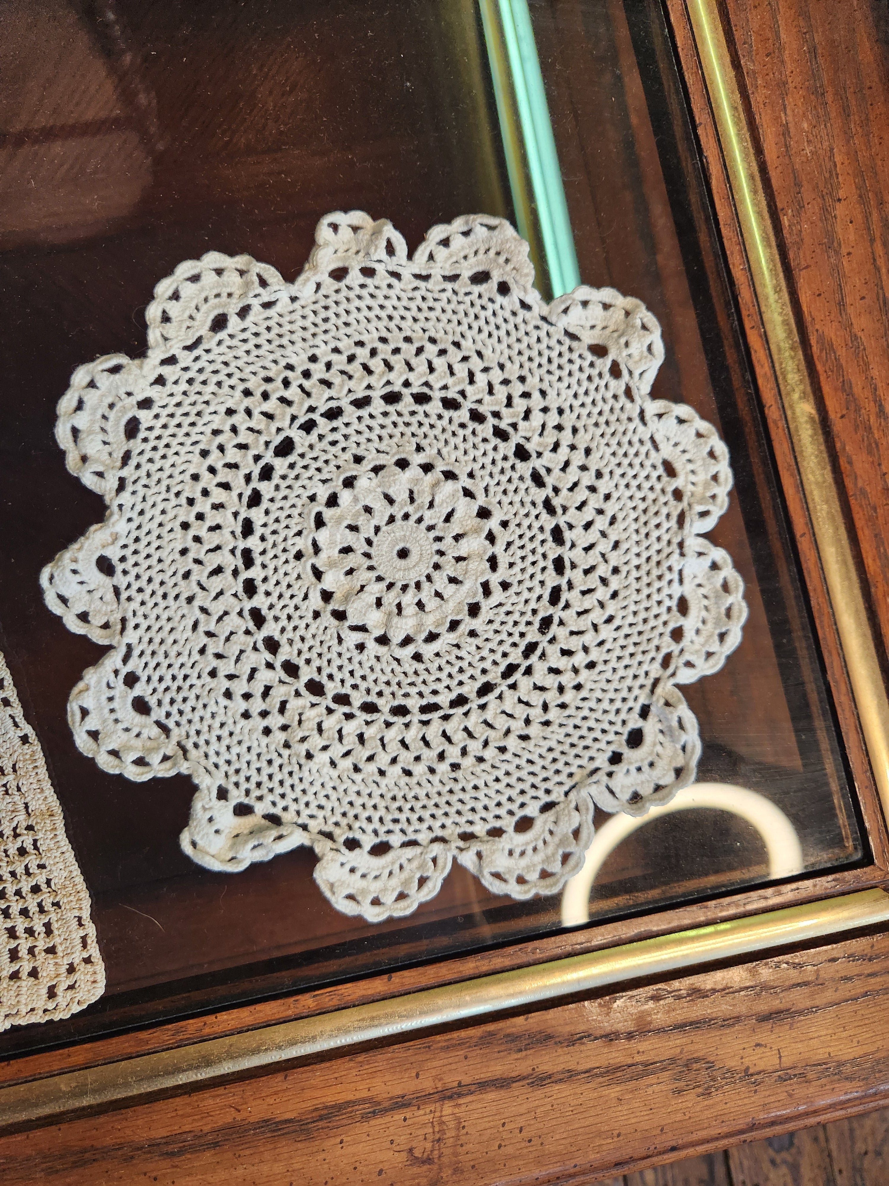 Vintage White Round Scalloped Crochet Doily
