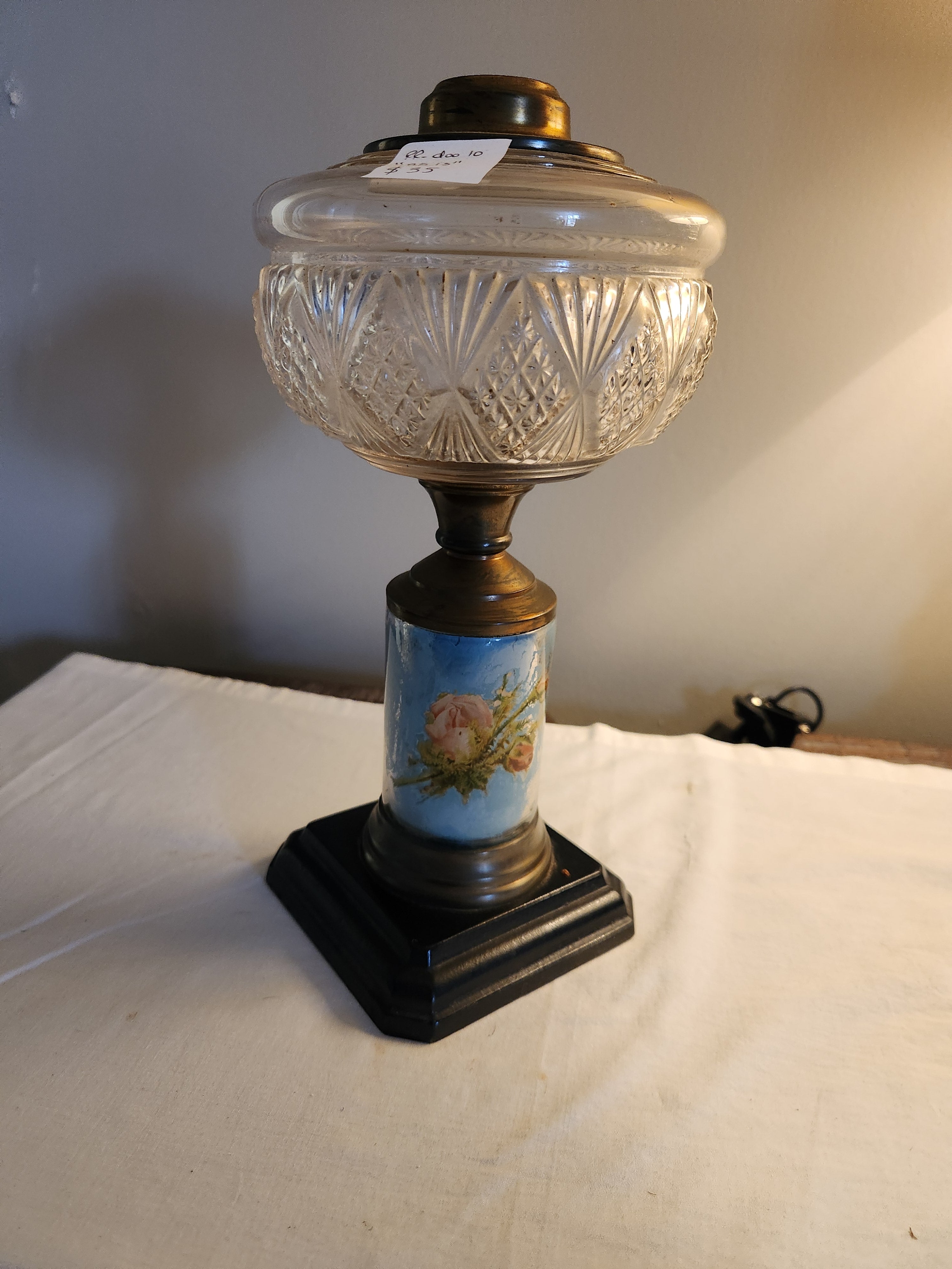 Antique Victorian-Era Kerosene Lamp