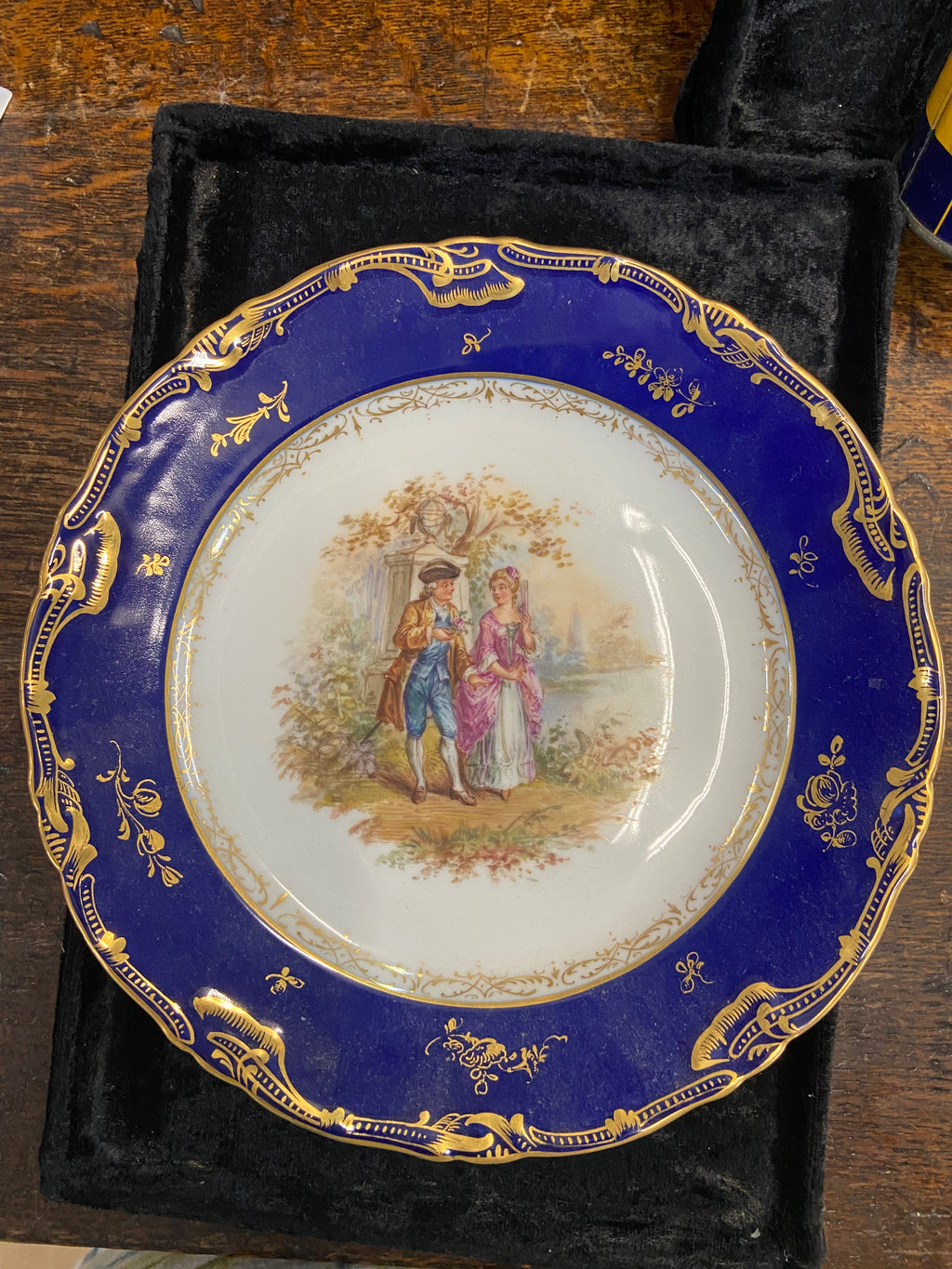 Antique Lamm Dresdin Cabinet Plate