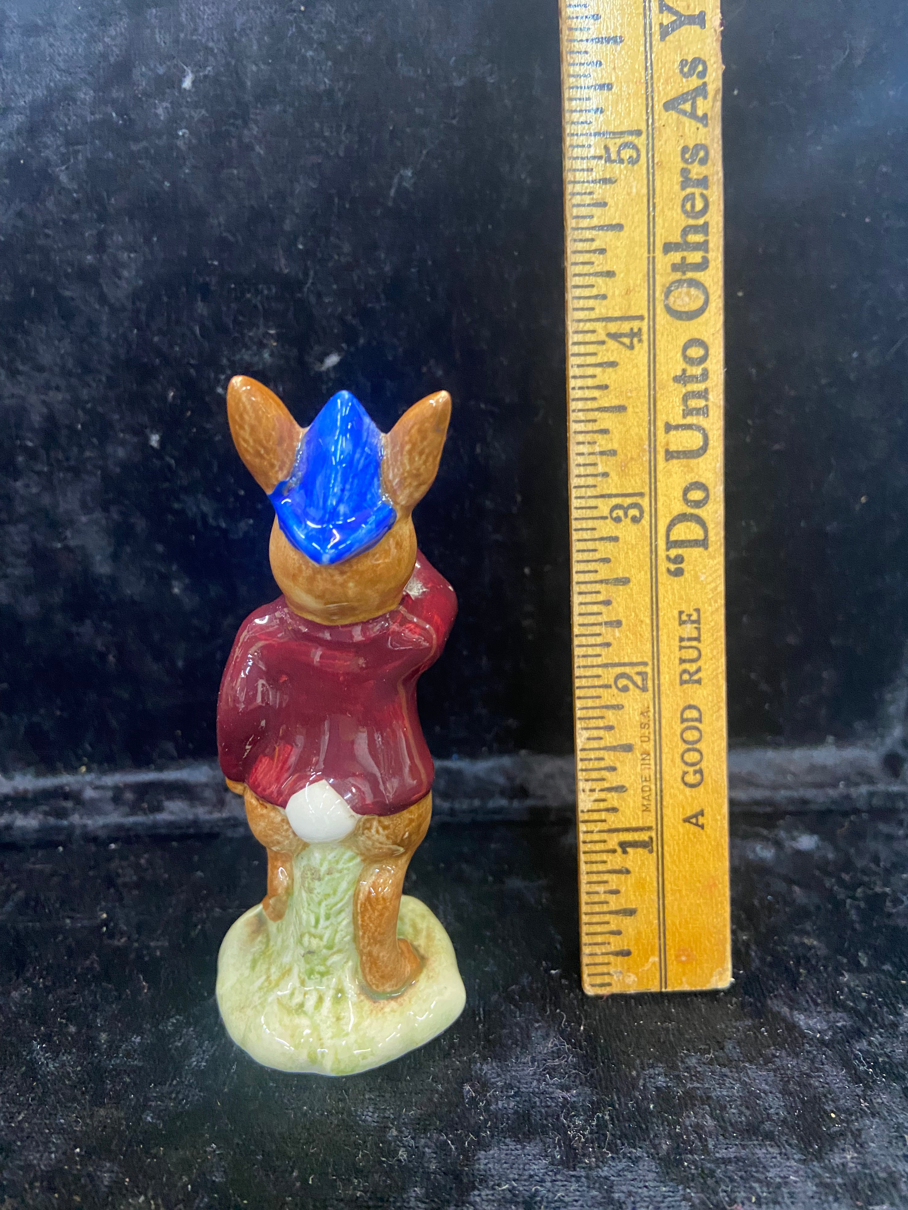 Vintage Royal Doulton "Rise and Shine" Bunnykins Figurine