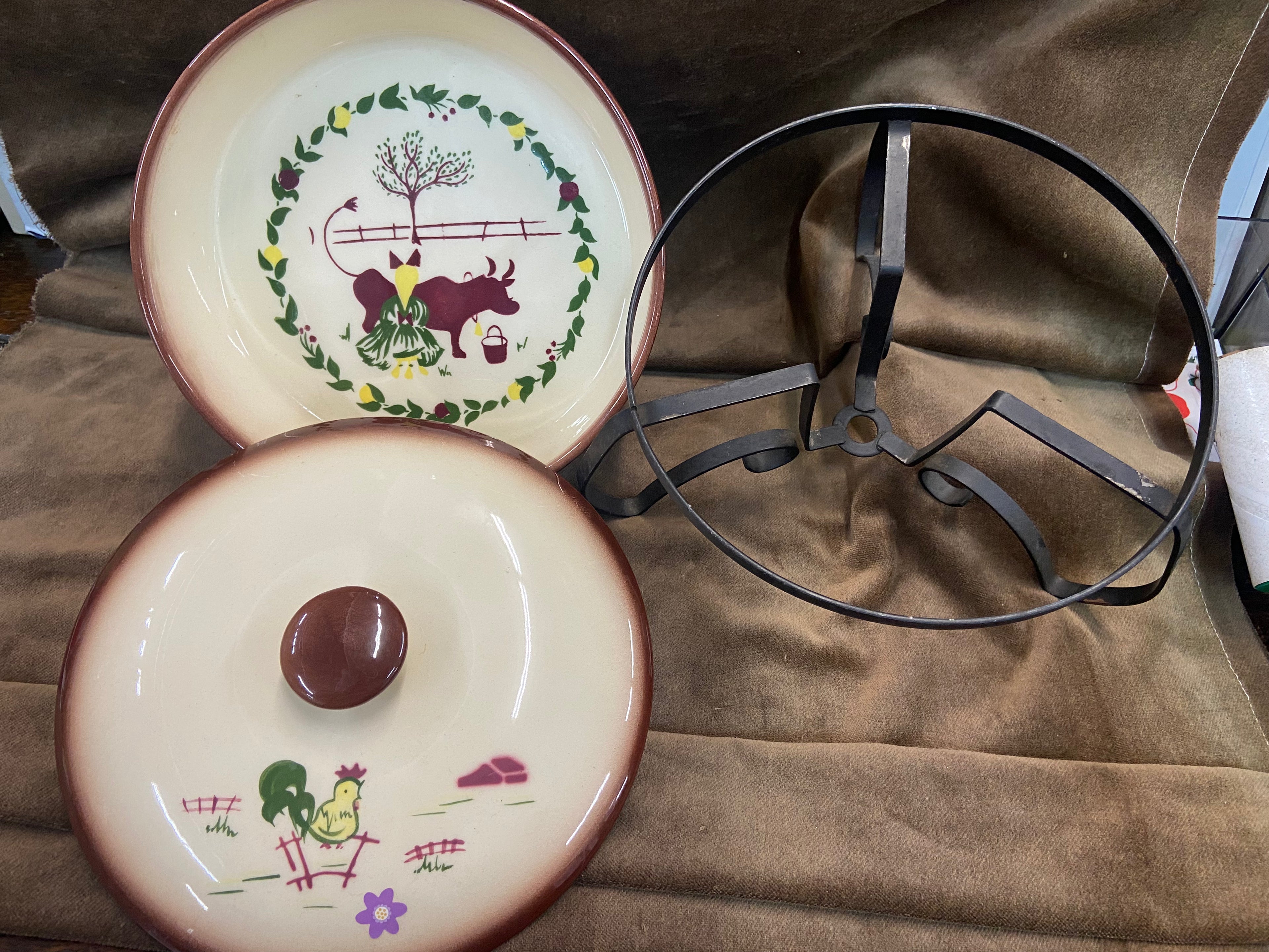 Brock of California Rooster Chanticleer Casserole with Lid and Stick Handle