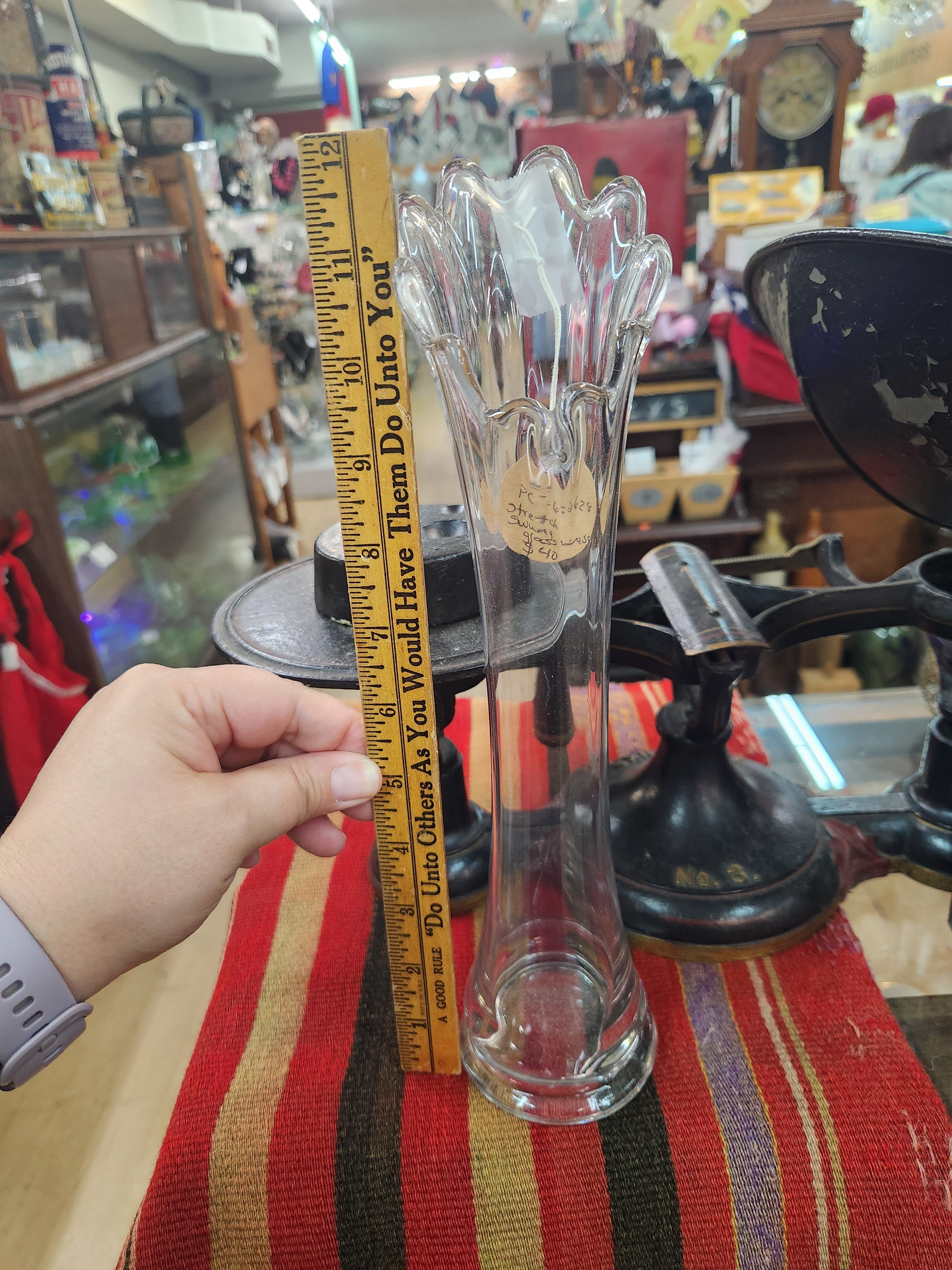 Vintage Clear Swing Glass Vase