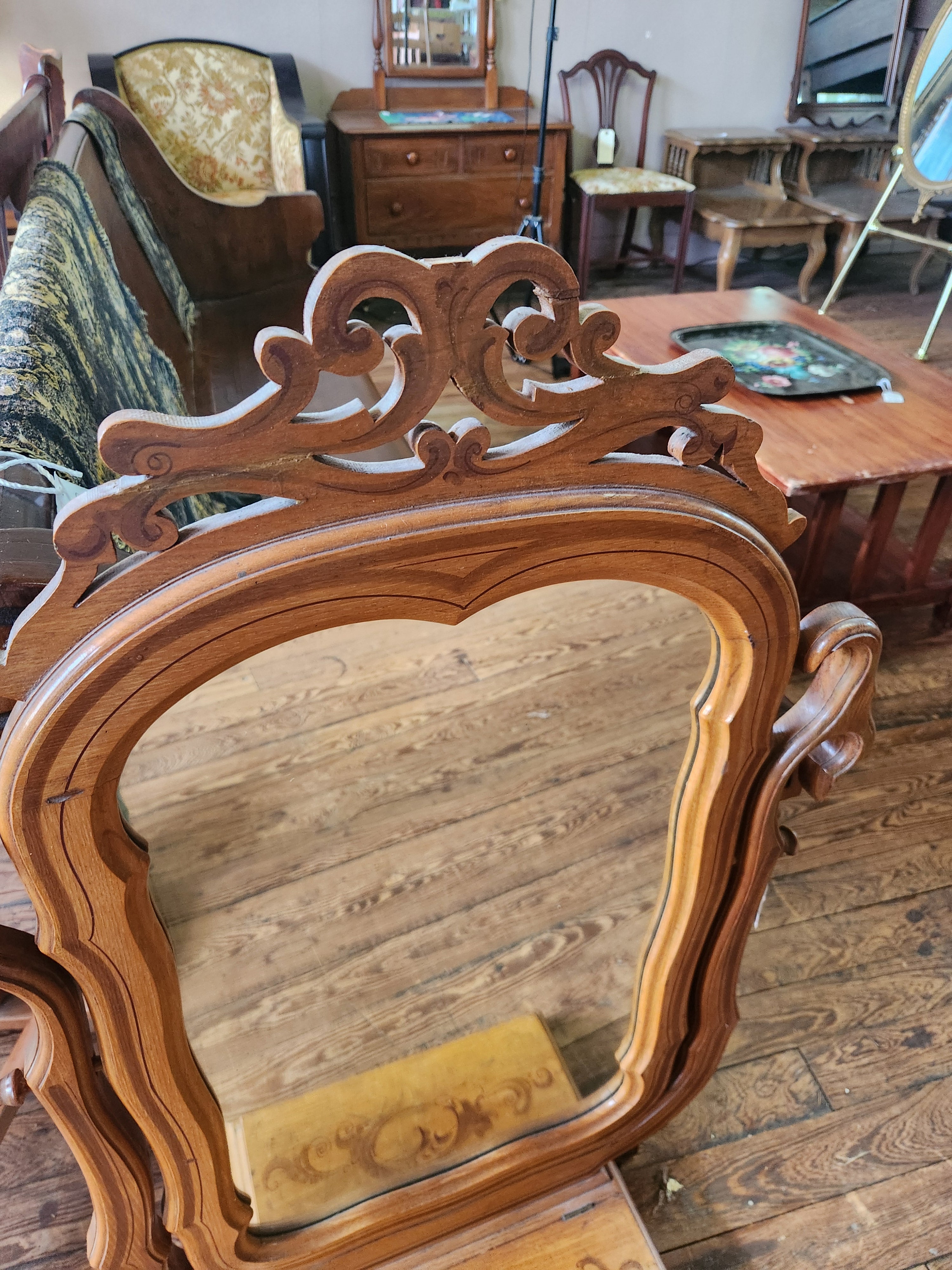 Victorian-style Swivel Dresser Mirror with Built-in Glove Box Base