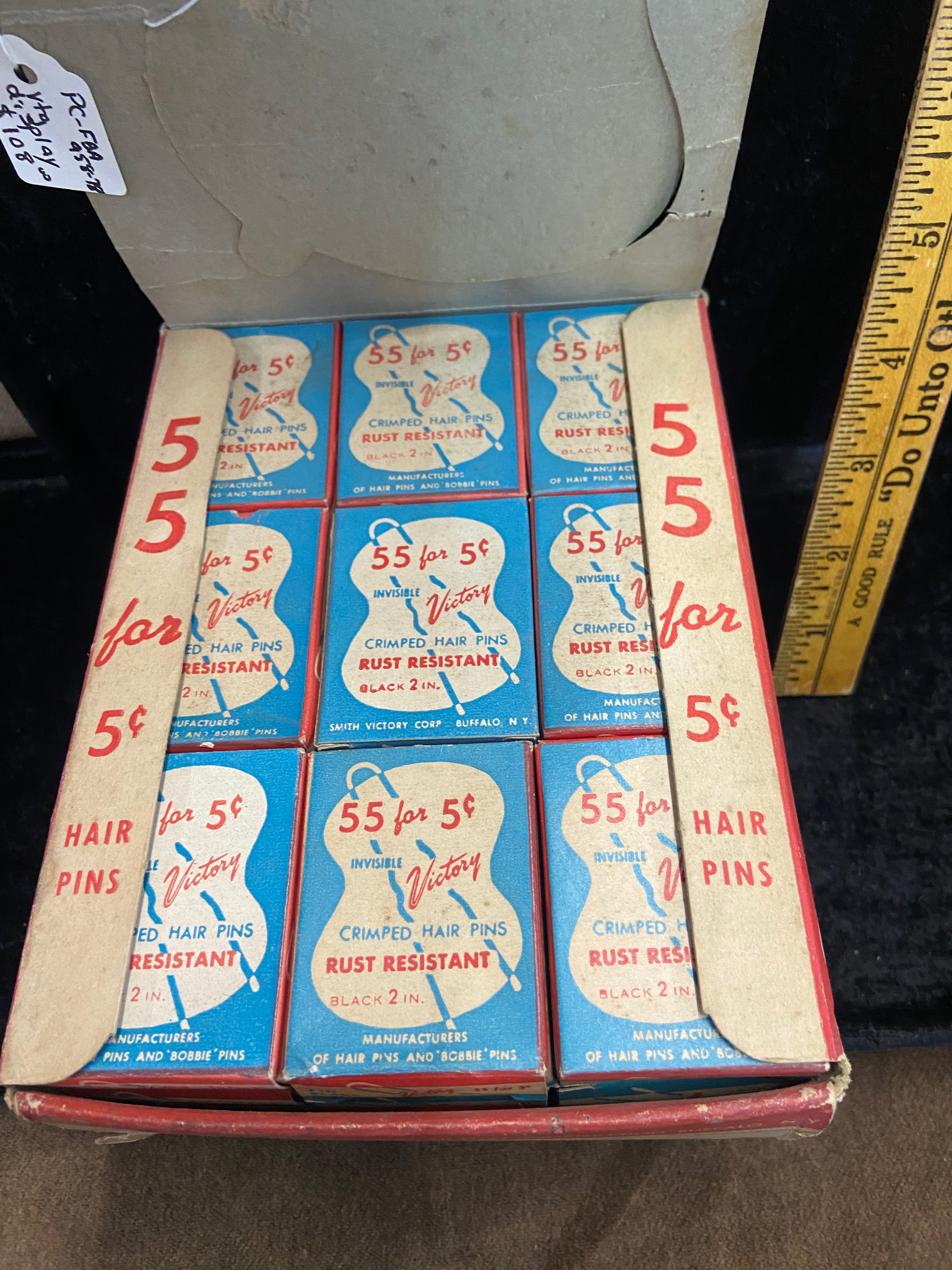 Vintage 1940s "Victory" Crimped Hair Pin Box Display