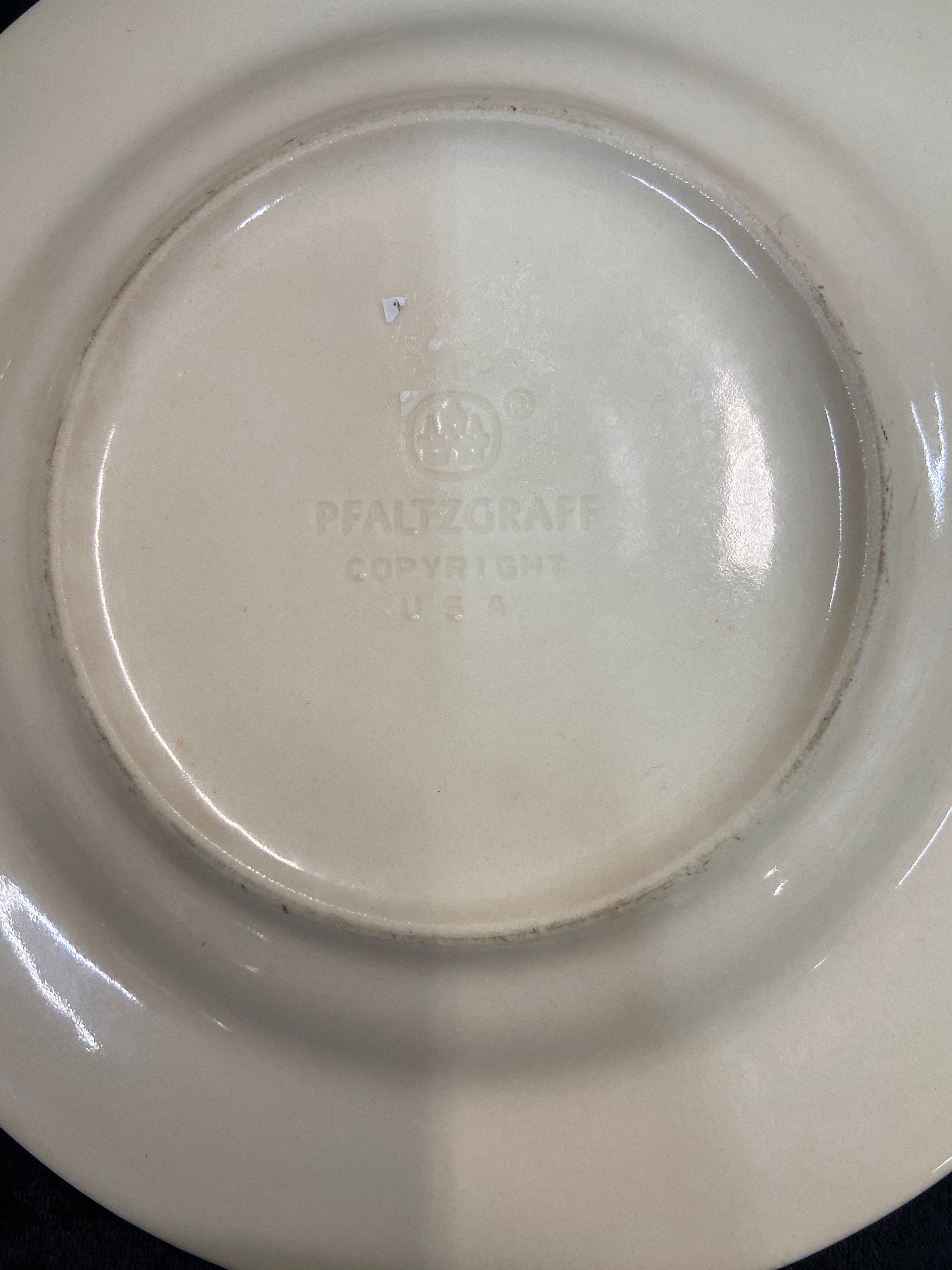Pfaltzgraff Honeybrooke Plates & Saucers