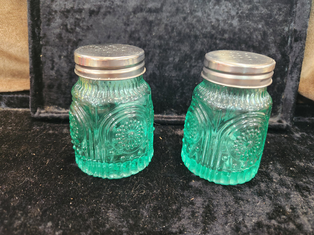 Pioneer Woman Adeline Teal Pressed Glass S&P Shakers