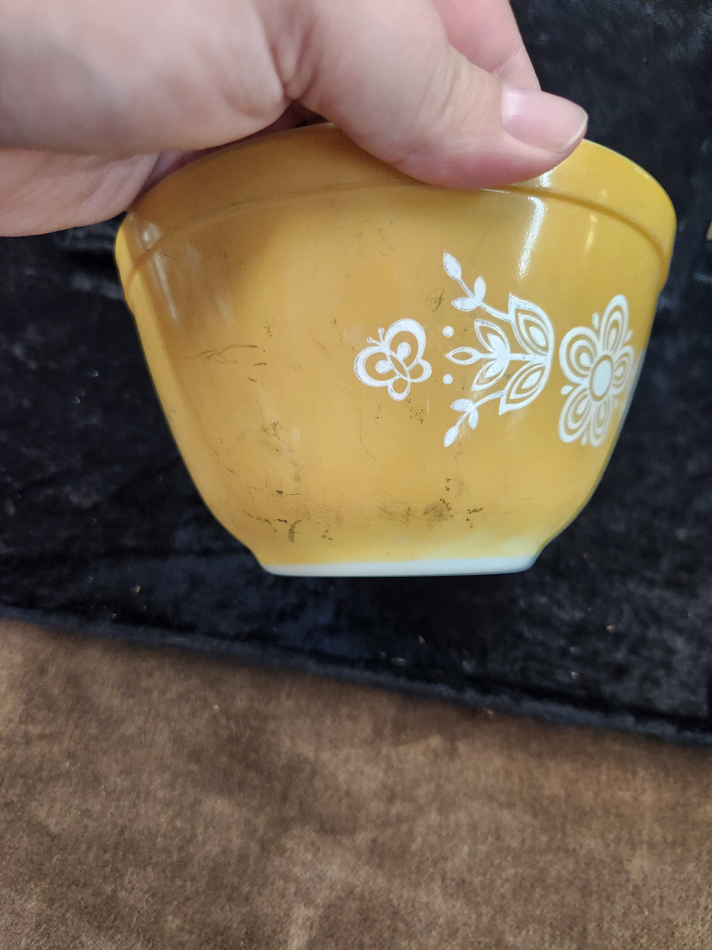 Vintage Pyrex Butterfly Gold Mixing Bowl