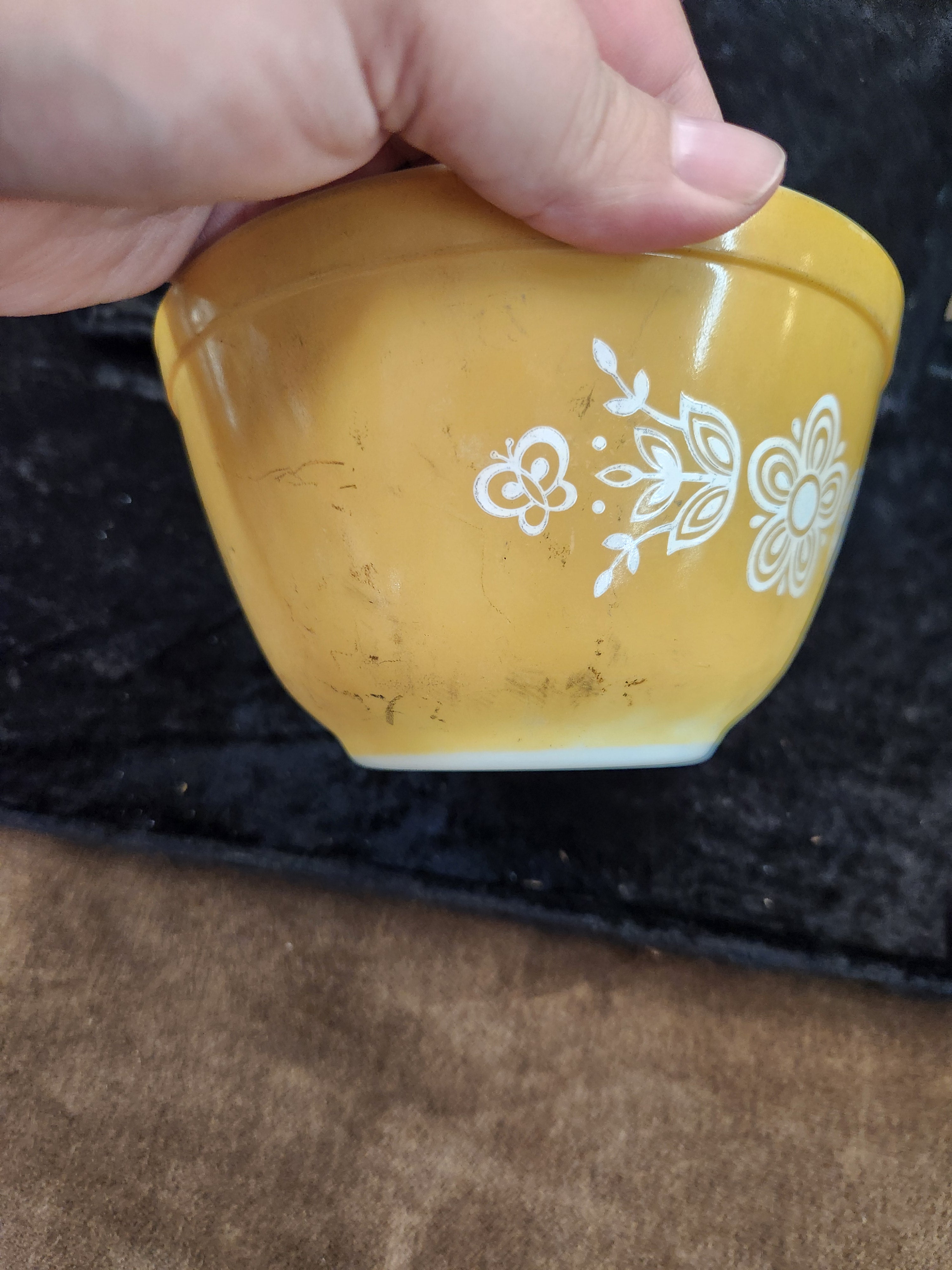 Vintage Pyrex Butterfly Gold Mixing Bowl