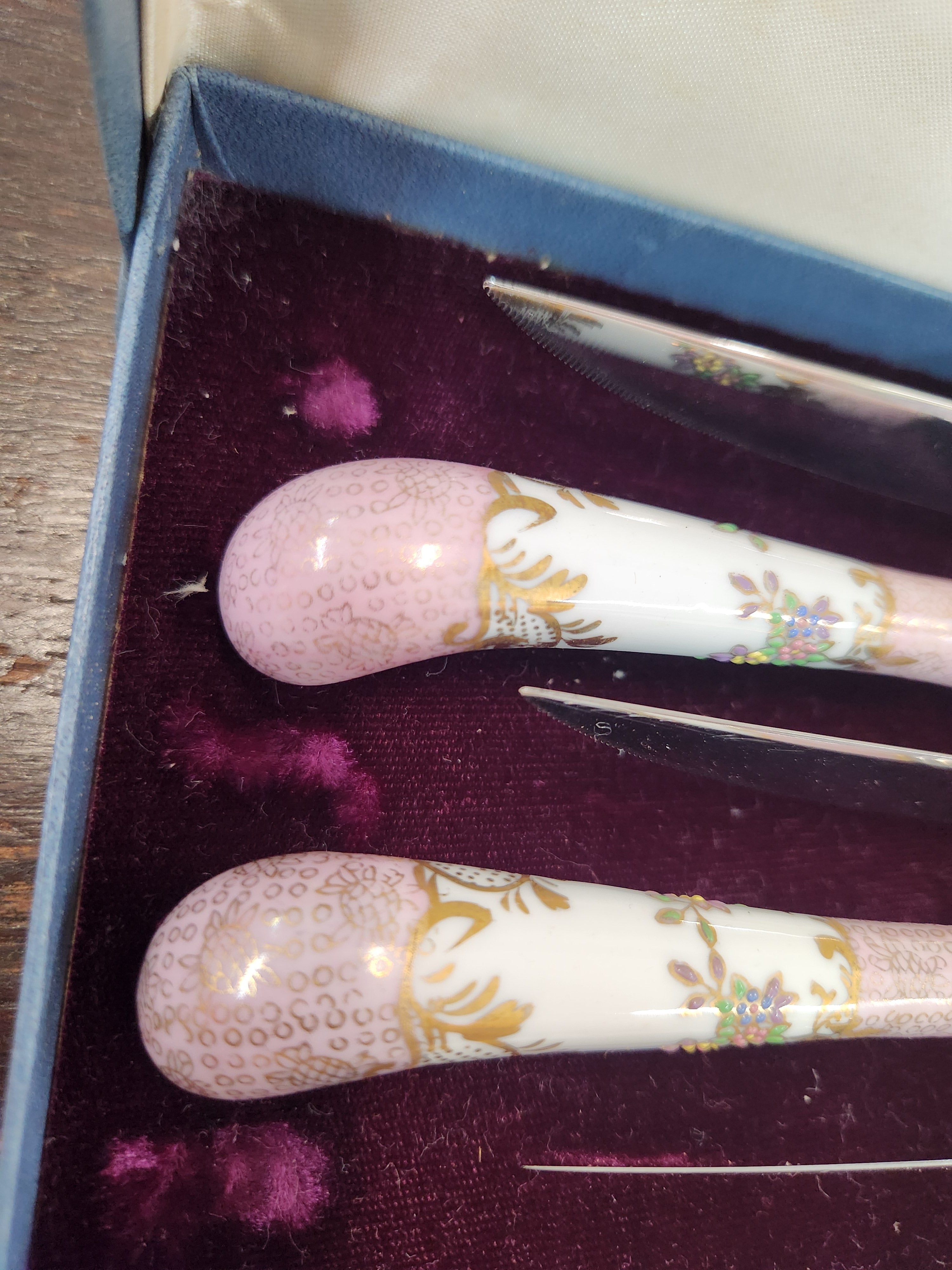 Antique Fine Sheffield, England Cutlery