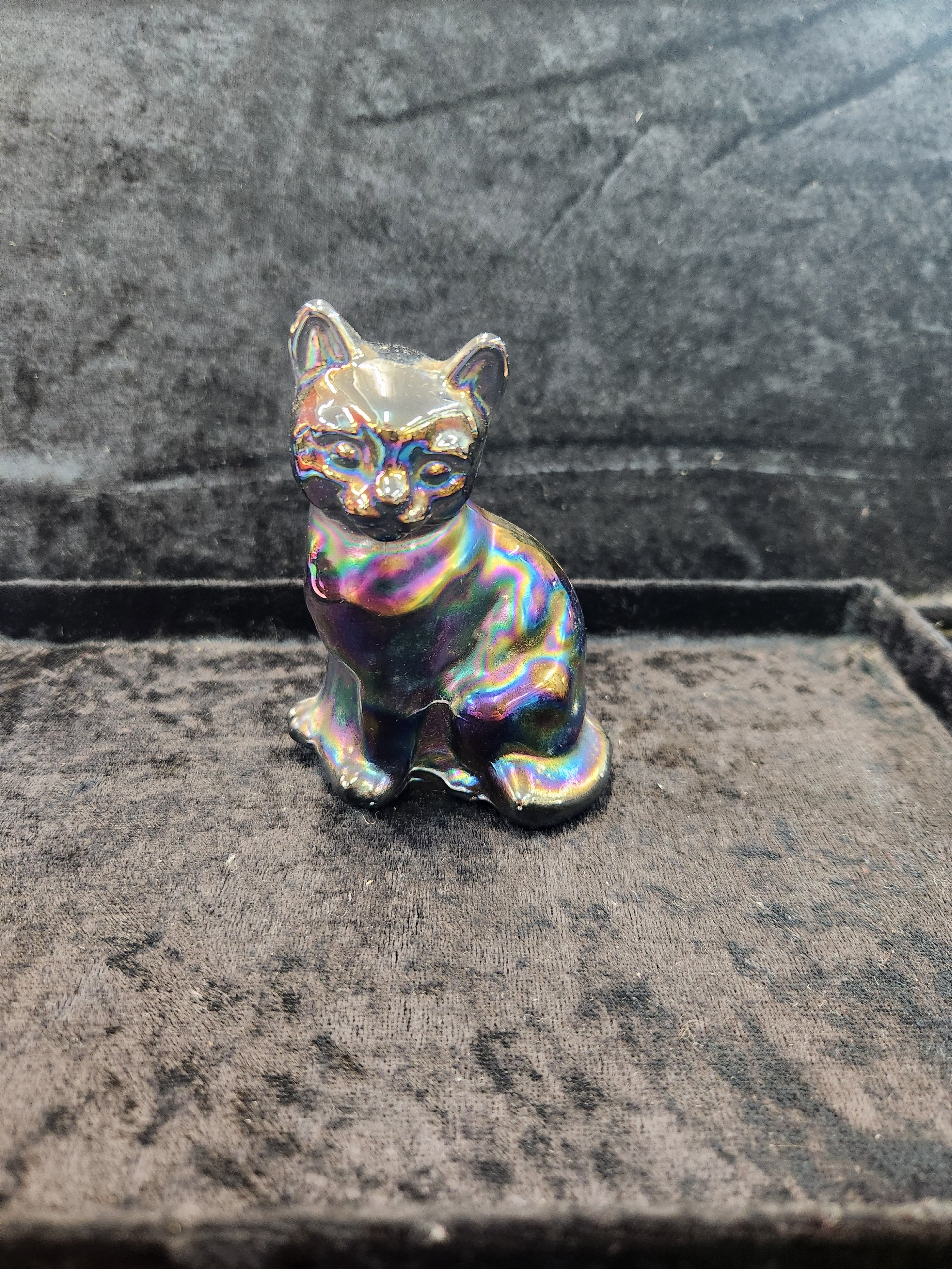 Vintage Fenton Carnival Glass Cat Figurine