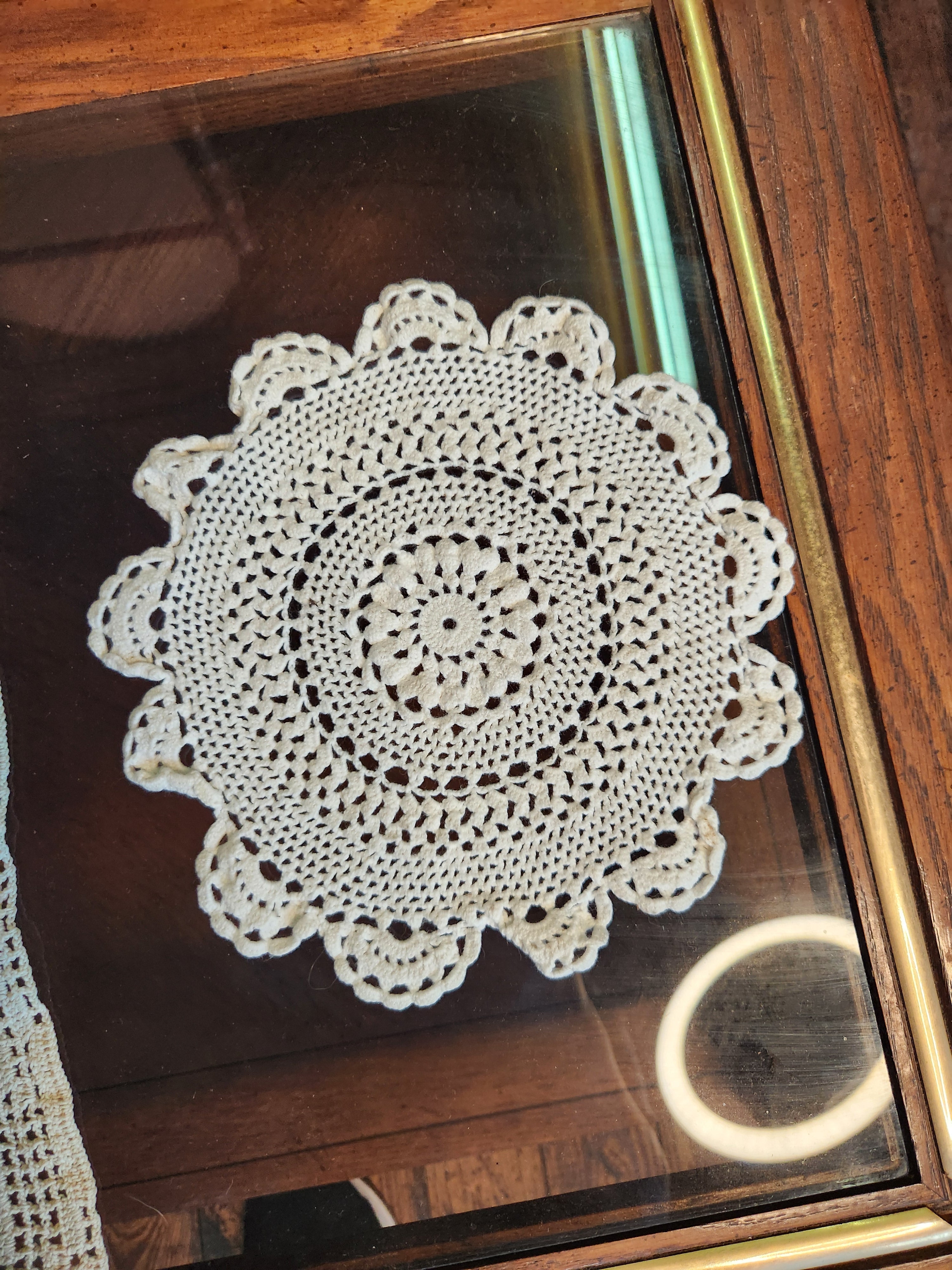 Vintage White Round Scalloped Crochet Doily