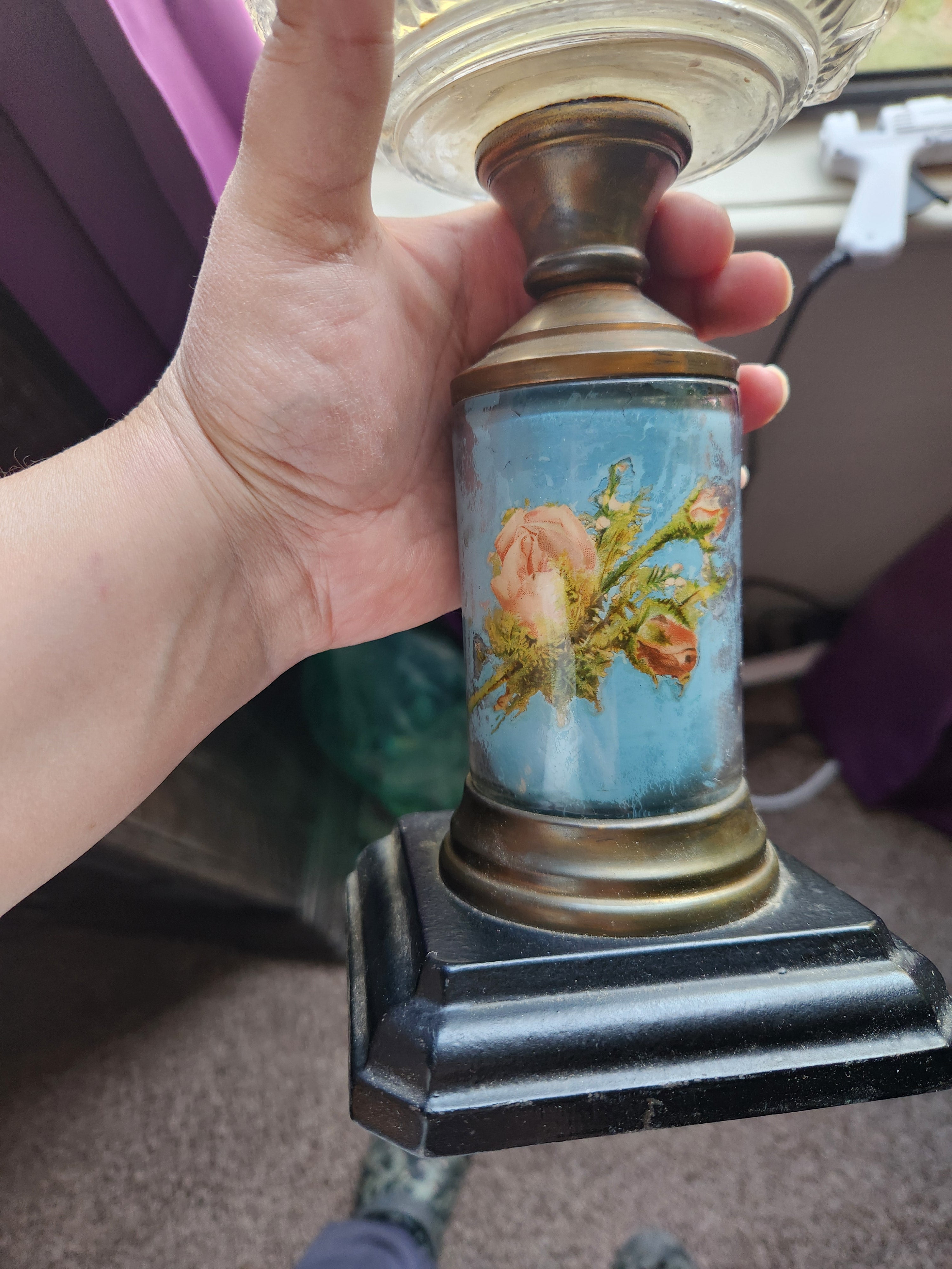 Antique Victorian-Era Kerosene Lamp