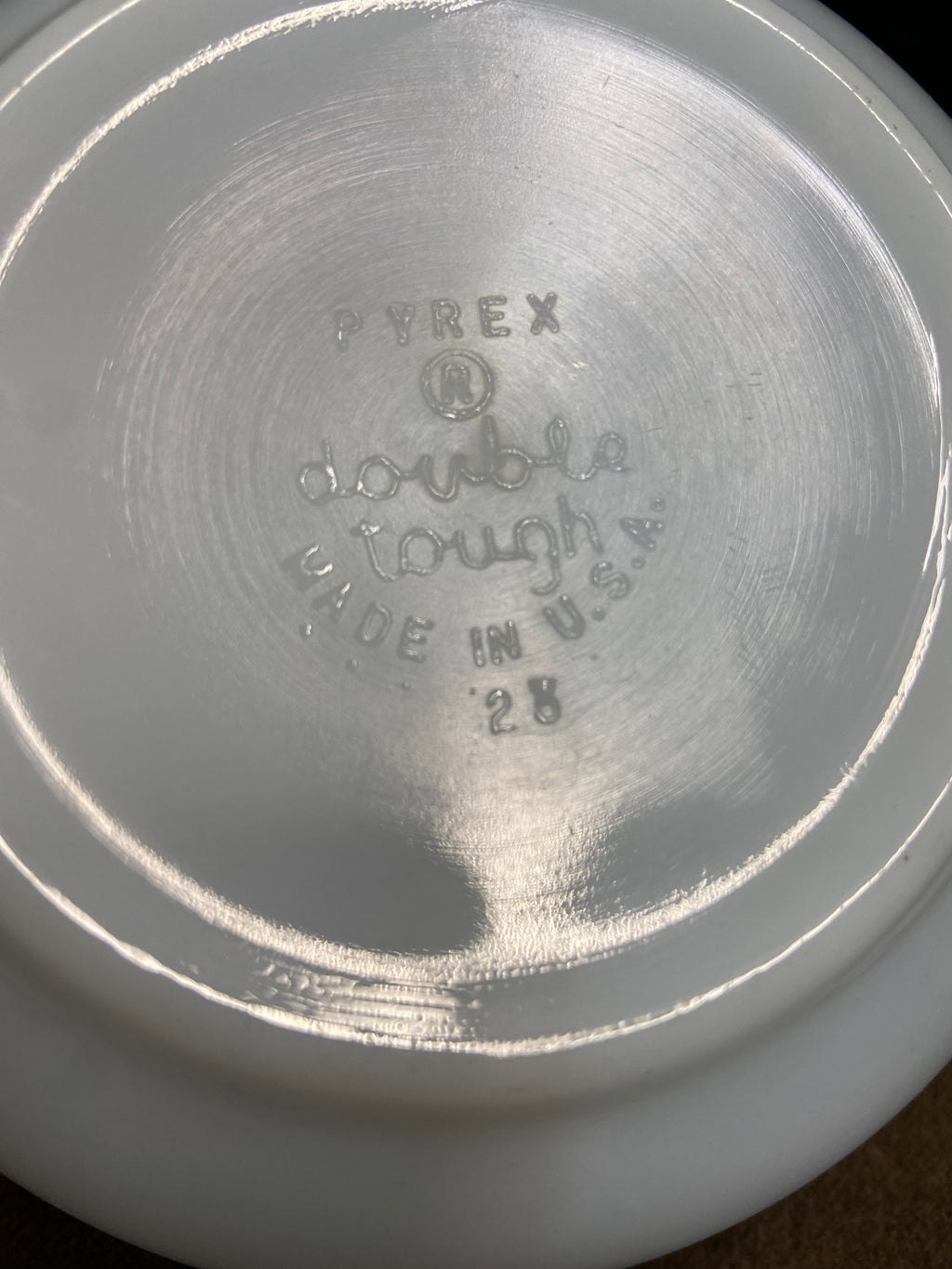 Vintage Pyrex "Laurel Leaf" Berry Bowl