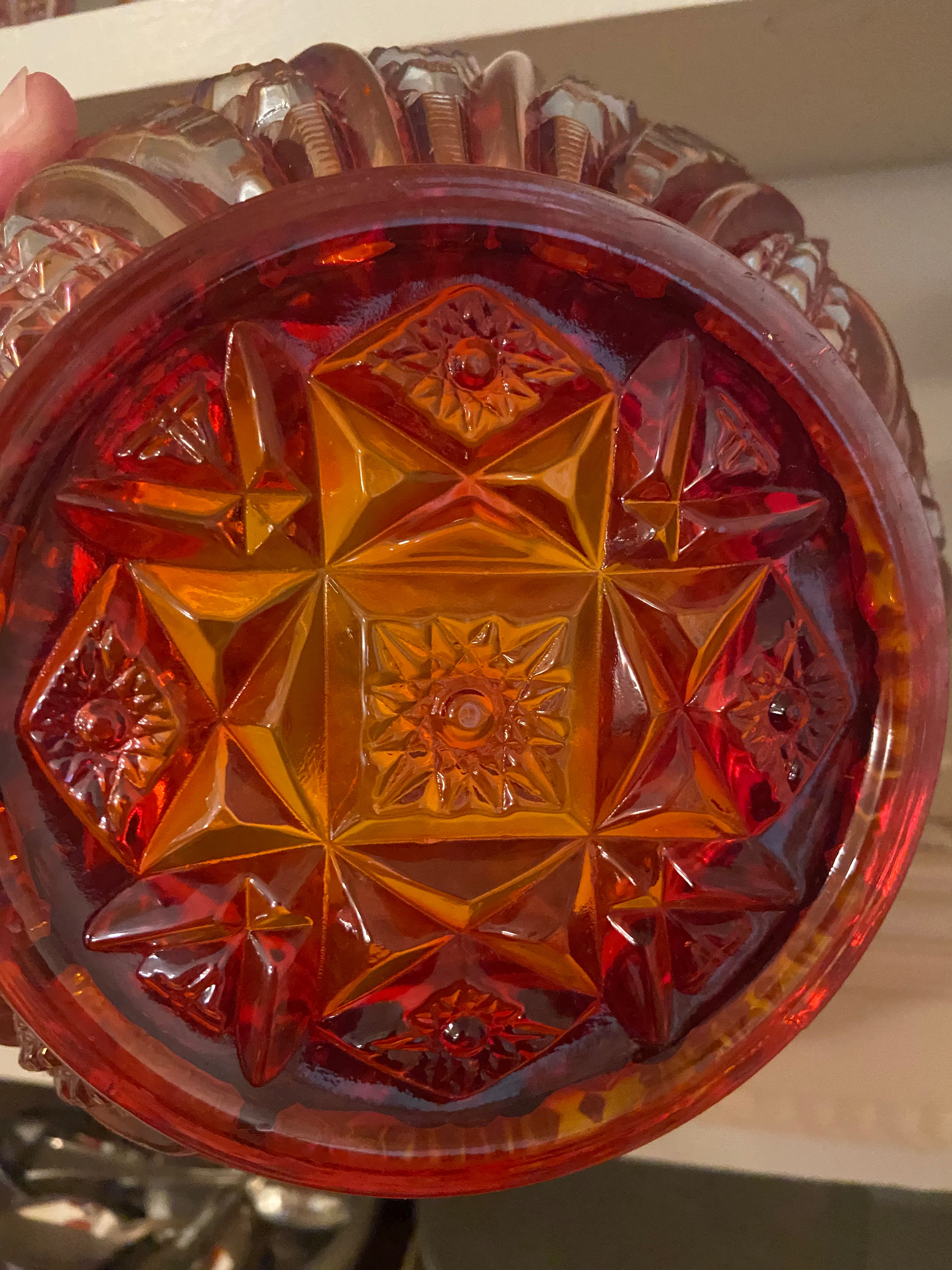 Vintage Indiana Glass Heirloom Sunset/Ruby Red Carnival Glass Bowl