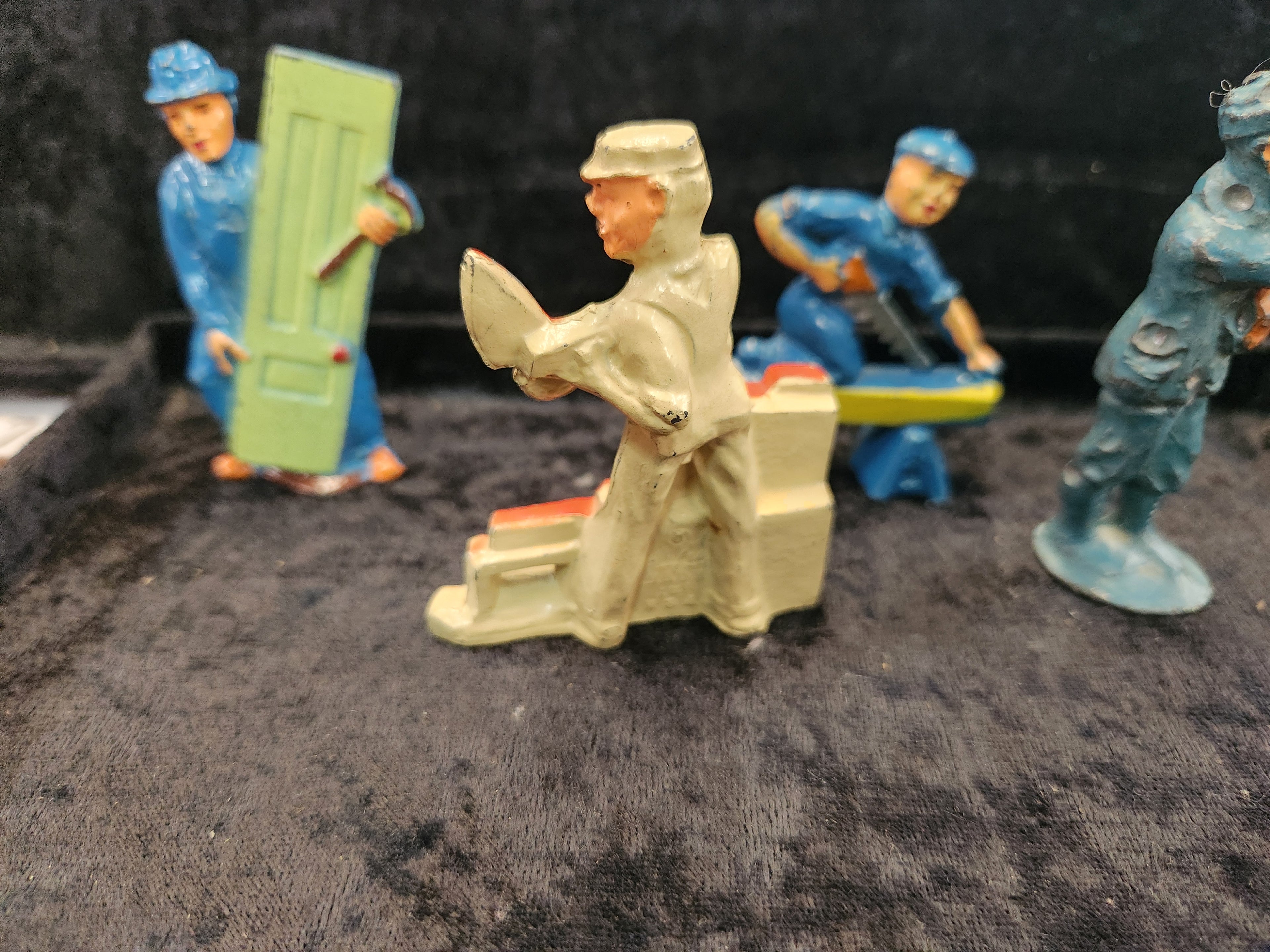 Antique Manoil Lead Toy Figures