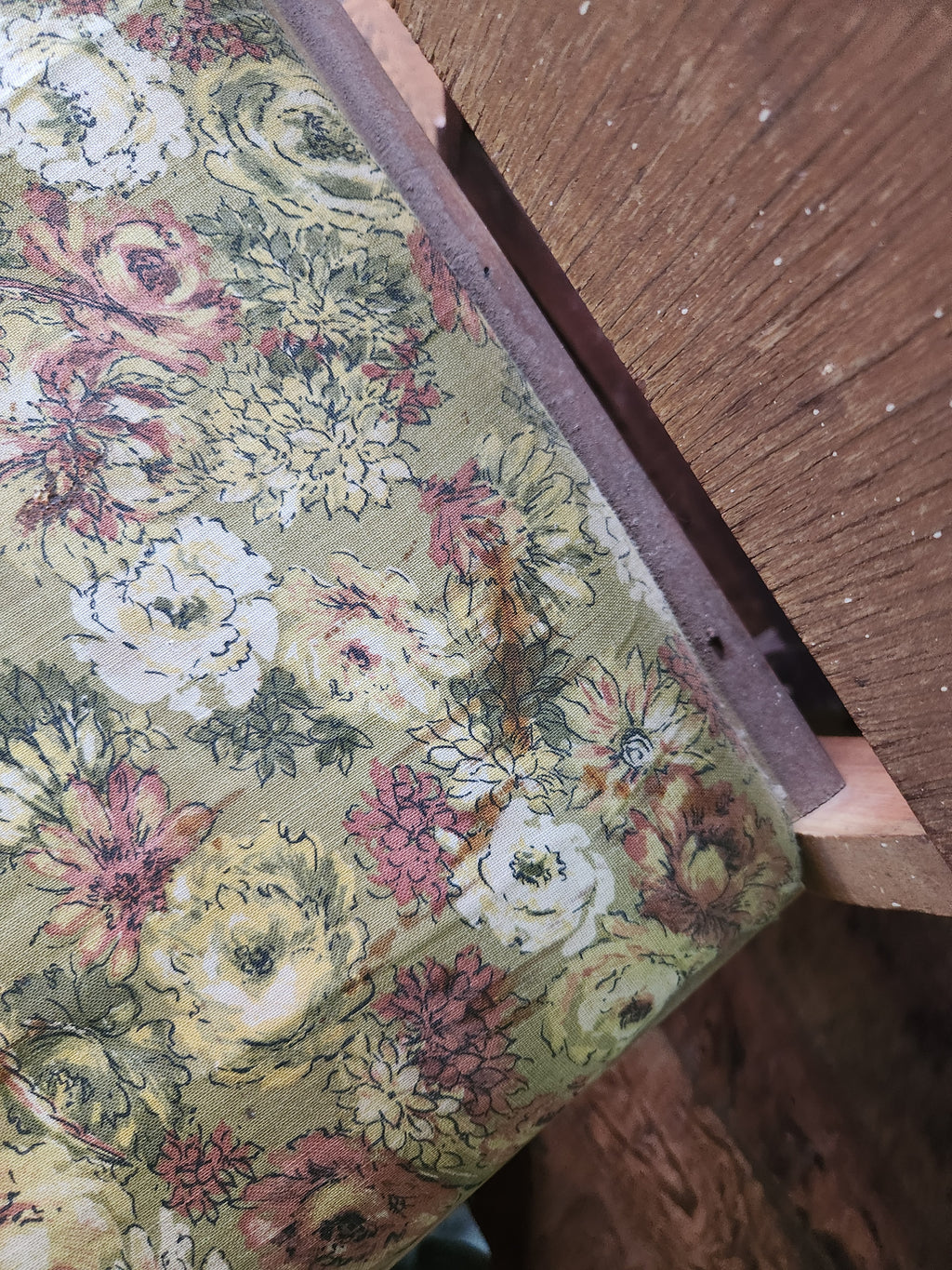 Vintage Wood Vanity Bench