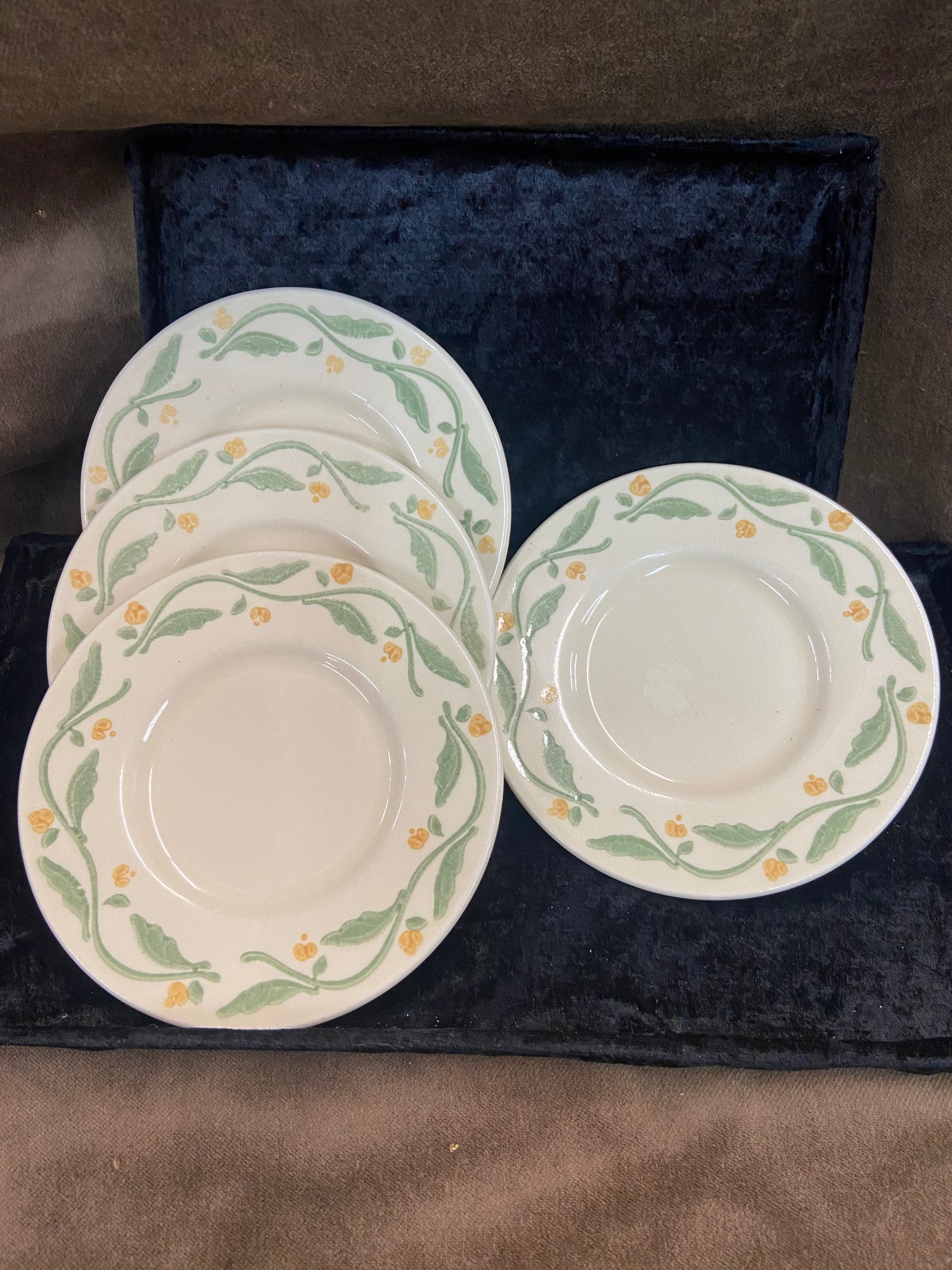 Pfaltzgraff Honeybrooke Plates & Saucers