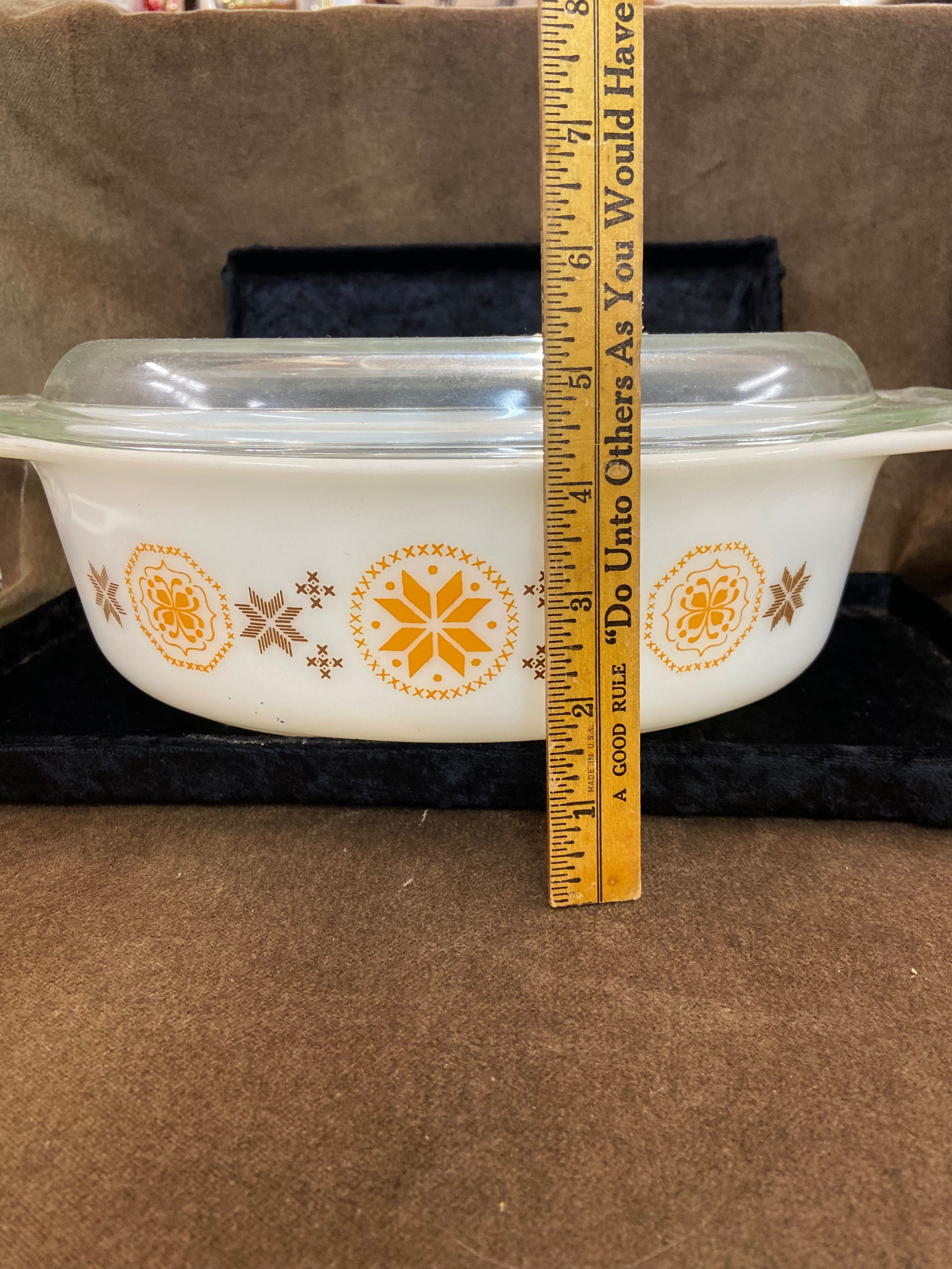 Vintage Pyrex Town & Country Casserole Dish with Lid