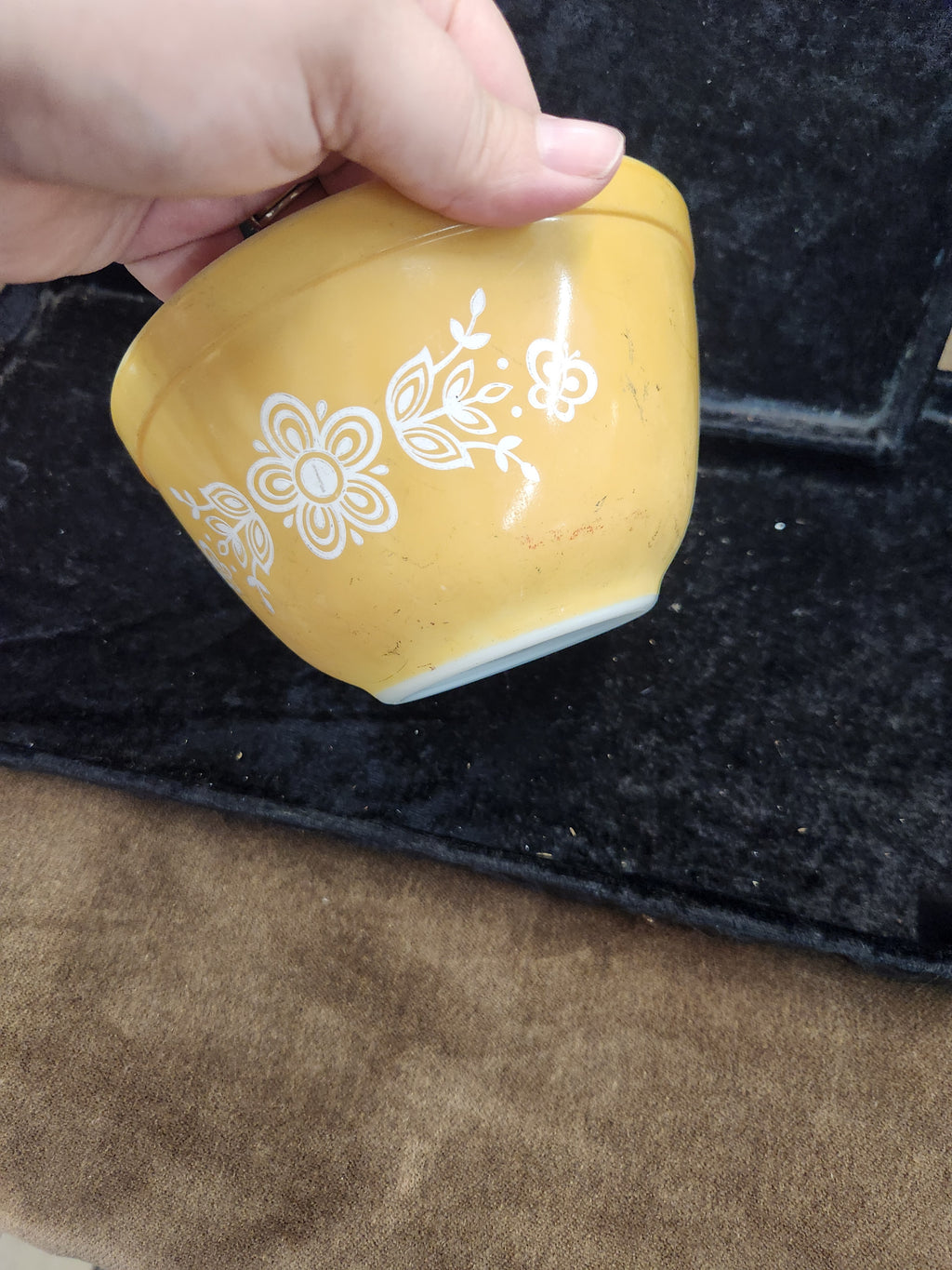 Vintage Pyrex Butterfly Gold Mixing Bowl