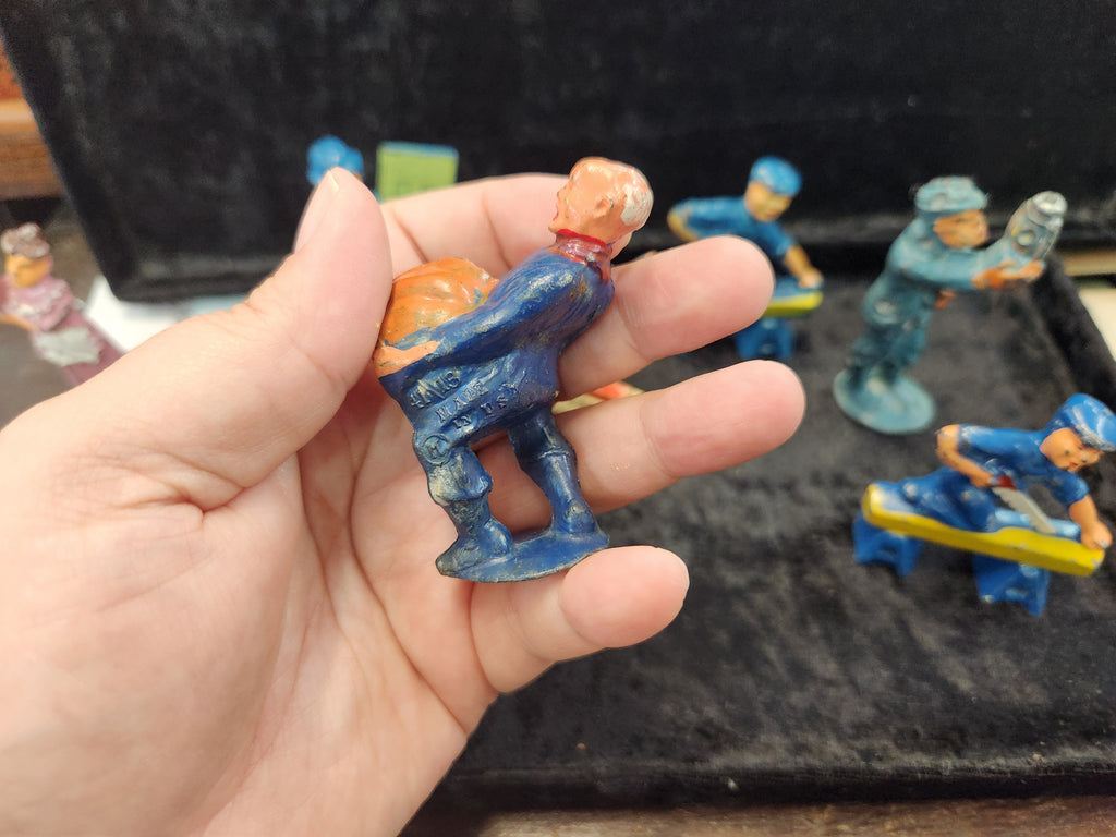 Antique Manoil Lead Toy Figures