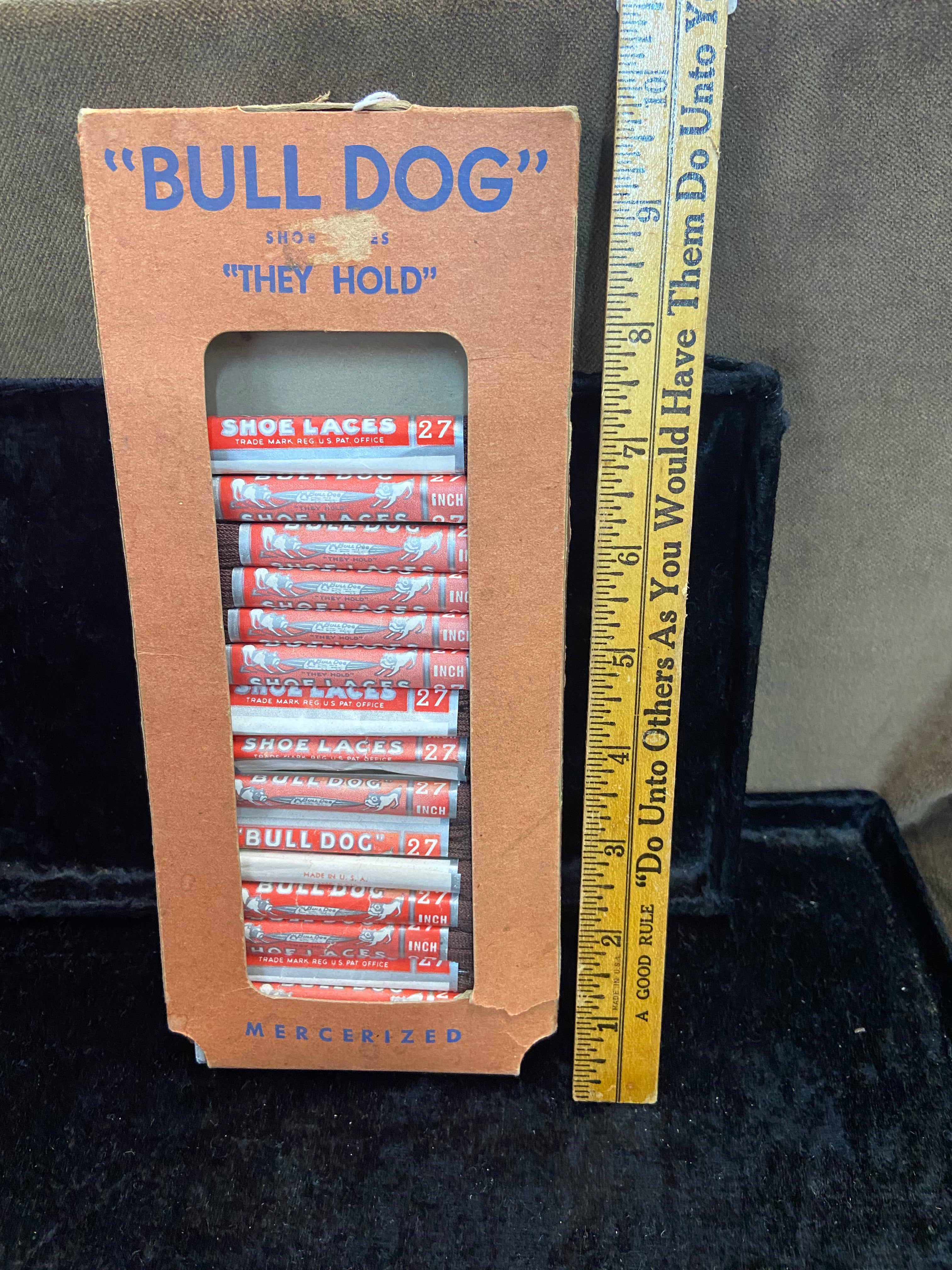 Vintage 1950s-Era "Bull Dog" Brand Shoes Laces Display Advertising